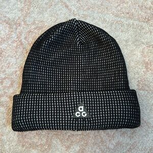 Nike ACG fleece lined beanie